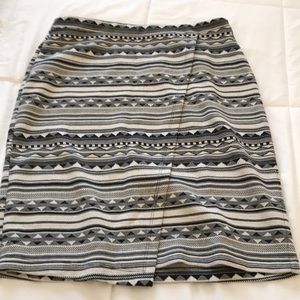 db women’s tribal print faux wrap skirt size M